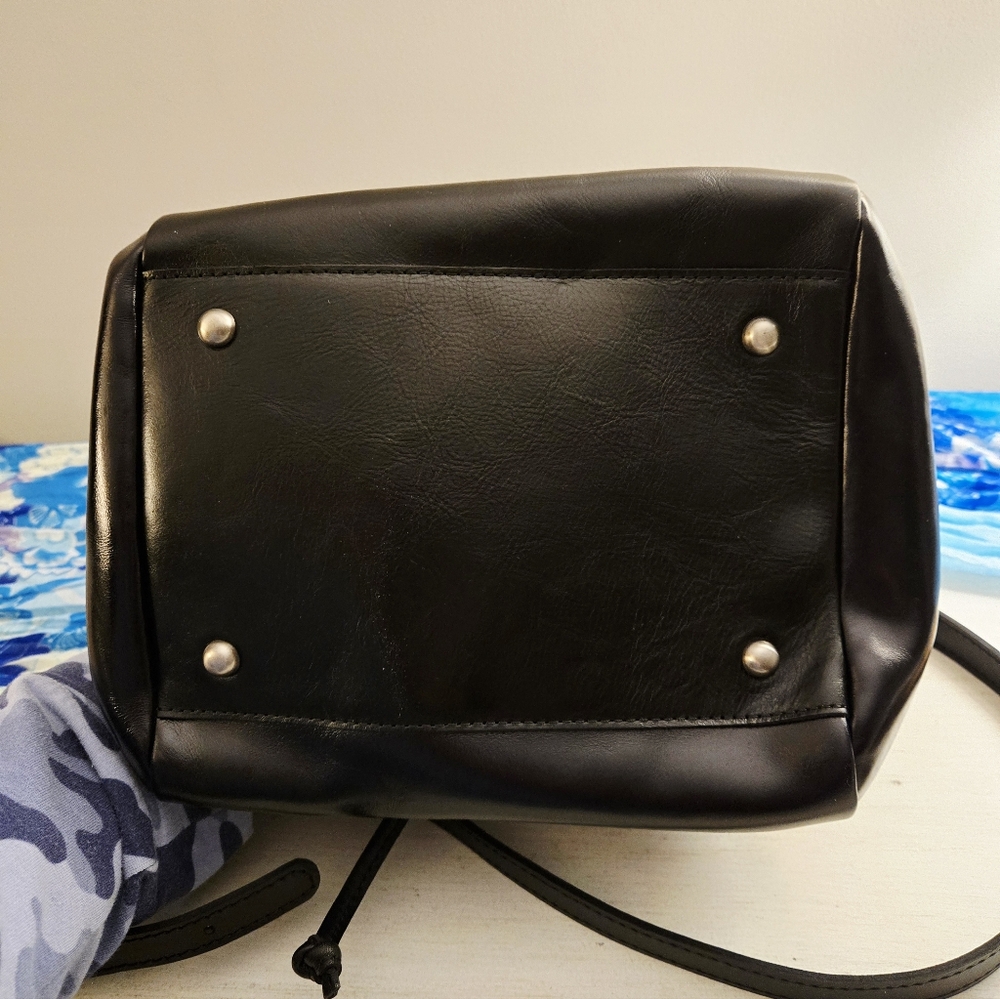 Patricia Nash Elora Bucket Bag - Picture 7 of 7